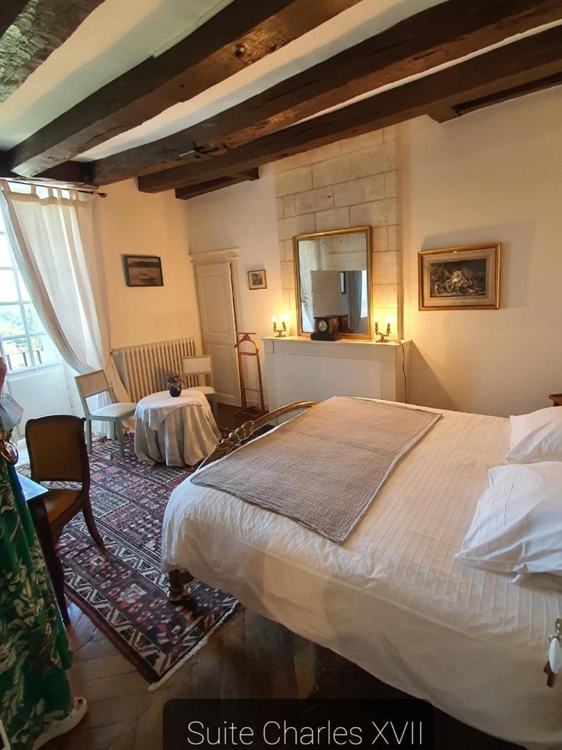 Le Presbytère De La Cite Royale De Loches Chambre photo