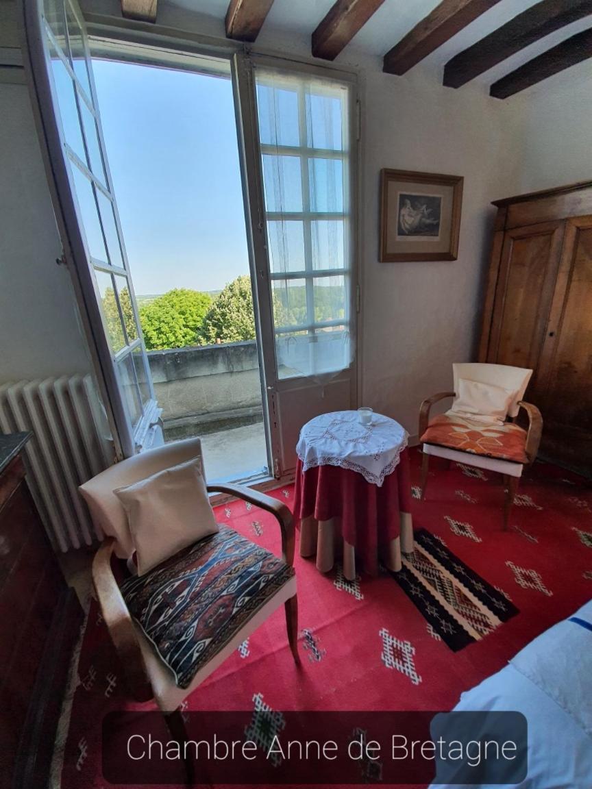 Le Presbytère De La Cite Royale De Loches Chambre photo